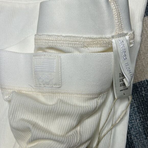 NWT SKIMS SKIMS Team USA Leggings L - Picture 4 of 4